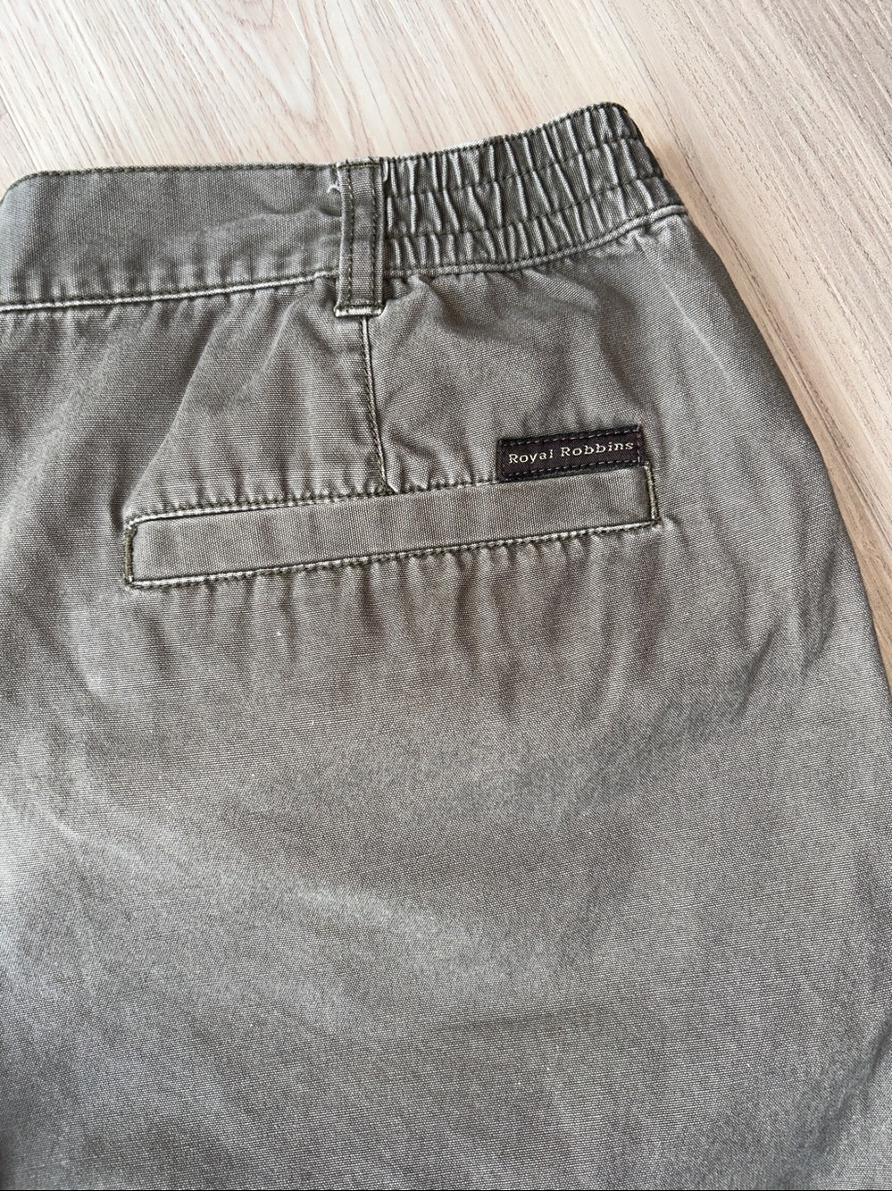 Royal Robbins Relaxed Tailored
Cotton Shorts 36 Olive SPF Golf Casual Utility - Picture 6 of 9